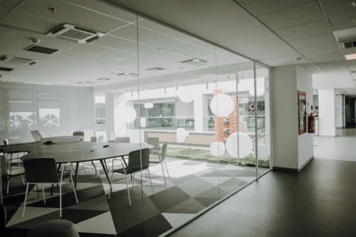 IALONET Vi28 Glass Partition System